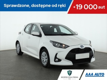 Toyota Yaris IV Hatchback 1.5 Hybrid Dynamic Force 116KM 2022 Toyota Yaris 1.5 VVT-i Hybrid, Salon Polska