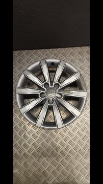 AUDI A3 FELGA ALUMINIOWA ET40 7X16 8V0601025BD