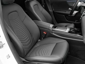 Mercedes Klasa A W177/V177 Sedan Facelifting 2.0 200d 150KM 2023 Mercedes A 200 GD8K606#200 d Progressive 8G-DCT, zdjęcie 23