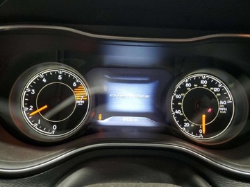 Jeep Cherokee V 2023 Jeep Cherokee Altitude Lux 2023 2.4l 2.4 Benzyna 180KM, zdjęcie 9