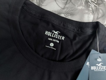 Hollister by Abercrombie - Long-Sleeve Logo Graphic Tee - L -