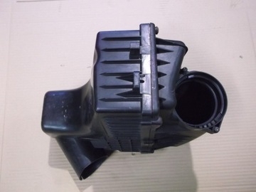 CITROEN C5 III 2,2 HDI POUZDRO FILTRU VZDUCHU