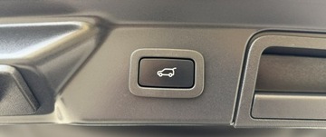 Land Rover Range Rover Velar SUV 2.0 204KM 2021 Land Rover Range Rover VELAR R-dynamic,HSE,Lift, zdjęcie 34