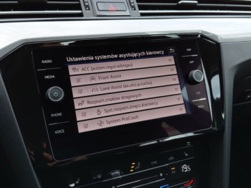 Volkswagen Passat B8 Variant Facelifting 1.5 TSI EVO 150KM 2021 Volkswagen Passat Variant 1.5TSI 150KM Business DSG SalonPL SerwisASO Acc, zdjęcie 28