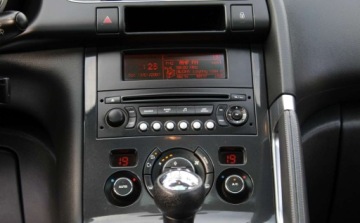 Peugeot 3008 I Crossover 1.6 120KM 2010 Peugeot 3008 1.6 i Klimatyzacja automatyczna Tempomat Panorama 1.6, zdjęcie 18