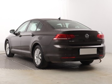 Volkswagen Passat B8 Limousine 1.4 TSI BlueMotion Technology 125KM 2017 VW Passat 1.4 TSI, Salon Polska, Navi, Klima, zdjęcie 3