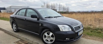 Toyota Avensis II Sedan 2.2 D-4D 177KM 2005 Toyota Avensis SALON PL D4D 177KM 2.2 Diesel 177KM, zdjęcie 2