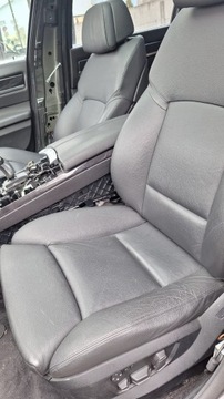 BMW Seria 7 F01 Sedan 750i 407KM 2012 BMW 7 (F01, F02, F03, F04) 750i 408 KM, zdjęcie 5