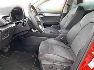 Seat Leon IV Hatchback Plug-In 1.4 e-HYBRID 204KM 2021 Seat Leon e-HYBRID 204KM FR Martwe pole Szyberdach Nawigacja ACC FV23, zdjęcie 9