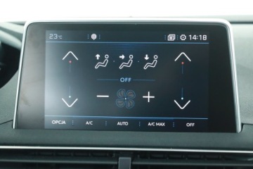 Peugeot 3008 II Crossover 1.2 PureTech 130KM 2017 Peugeot 3008 1.2 PureTech, Salon Polska, zdjęcie 11