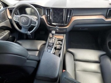 Volvo XC60 II Crossover T5 250KM 2019 Volvo XC 60 2019 VOLVO XC60 T6 MOMENTUM, silnik benzynowy 2.0 L 2.0 250KM, zdjęcie 8
