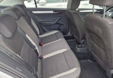 Skoda Rapid II Liftback Facelifting 1.0 TSI 110KM 2018 Skoda RAPID 1.0 TSI benzyna 110 KM Salon PL ASO Manual 6 biegow FV 23, zdjęcie 28