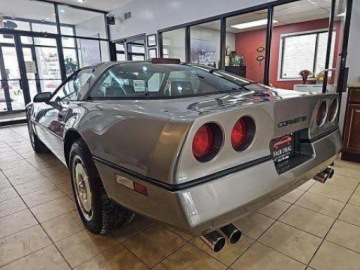Chevrolet Corvette C4 1986 Chevrolet Corvette Coupe 1986 5.7 Benzyna 230KM, zdjęcie 2