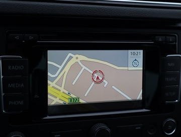 Volkswagen Jetta VI Sedan Facelifting 1.4 TSI 125KM 2014 VW Jetta 1.4 TSI, Salon Polska, Skóra, Navi, zdjęcie 17