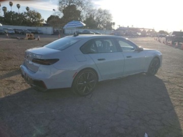BMW Seria 7 G70 2024 BMW Seria 7 760XI 2024 4.4l 4.4 Benzyna 536KM, zdjęcie 3