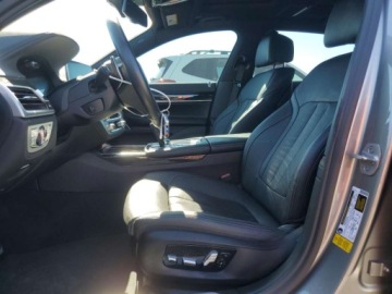 BMW Seria 7 G11-G12 2021 BMW Seria 7 740i 2021 3.0l 3.0 Benzyna 335KM, zdjęcie 7