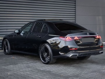 Mercedes Klasa E W214 Sedan 2.0 220d 197KM 2026 E Klasa 220 d 4-Matic AMG 2.0 (197KM) 2026, zdjęcie 3