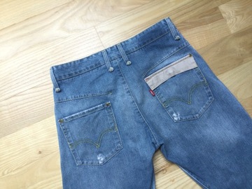 Modne damskie jeansy Levi's - 29/32 - pas: 80 !