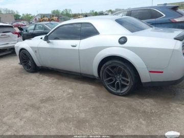 Dodge Challenger III 2022 Dodge Challenger RT Scat Pack Widebody 2022 6.4l 6.4 Benzyna 485KM, zdjęcie 2