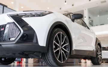 Toyota C-HR II 2023 Toyota C-HR 2.0 Hybrid Dynamic Force GR Sport Premiere Edition 2.0 Hybryda, zdjęcie 14