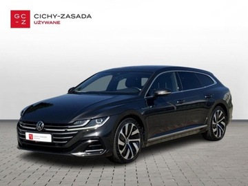 Volkswagen Arteon Fastback Facelifting 2.0 TDI 200KM 2021 Volkswagen Arteon R-Line HAK Panorama Keyless Nawigacja Tempomat App Cyfro