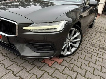 Volvo V60 II  Kombi 2.0 T4 190KM 2020 Volvo V60 2.0 T4 190 KM Automat Skóry Hak FV23%, zdjęcie 4