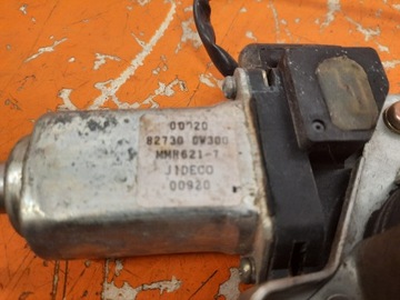 NISSAN PATHFINDER R50 99-04 ZVEDÁK OKNO ZADNÍ PRAVÝ 827300W300 VQ35DE
