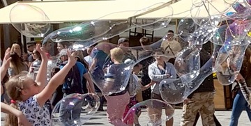 ПАЛОЧКИ ДЛЯ ДЕЛАНИЯ МЫЛЬНЫХ ПУЗЫРЬКОВ МЕГА НАБОР ИЗ 3 МЕГА ВЕСЕЛЫХ ПАЛОЧЕК