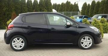 Peugeot 208 I Hatchback 5d Facelifting 1.2 PureTech 82KM 2017 Peugeot 208 (Nr.008) 1.2 82 KM Style Navi Klima Tempomat Parktronik Gwaran, zdjęcie 3