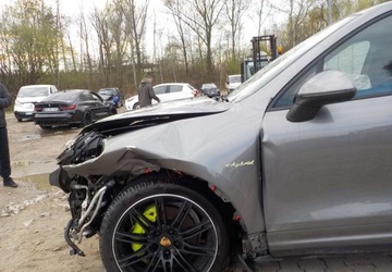 Porsche Cayenne II 2015 Porsche Cayenne Okazja 3.0 Hybryda 333KM, zdjęcie 11