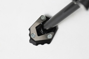 NAKŁADKA NÓŻKI BOCZNEJ SW-MOTECH HONDA VFR800X (15-),CB/R MODELS, BLACK/SIL