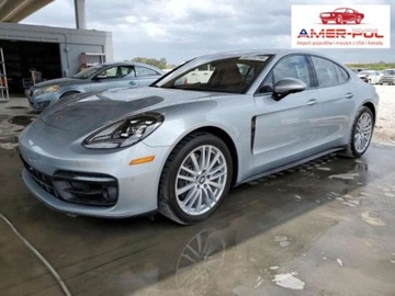 Porsche Panamera II 2023 Porsche Panamera 2023, 2.9L, 4x4, porysowany lakier 2.9 Benzyna 443KM