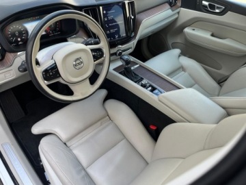 Volvo XC60 II Crossover D4 190KM 2019 Volvo XC 60 FV23% SalonPL D4 Inscription LED Tempo, zdjęcie 11