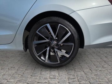 Skoda Octavia IV Kombi 2.0 TDI 150KM 2023 Skoda Octavia Sportline 2.0 TDI 150 KM DSG Serwiso, zdjęcie 17