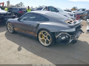 Porsche 911 991 Turbo/Turbo S Coupe 3.8 560KM 2015 Porsche 911 2015r., 911 Turbo S, od ubezpieczalni 3.8 Benzyna 560KM, zdjęcie 4