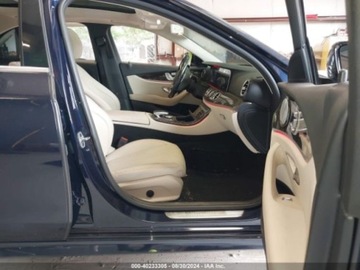 Mercedes Klasa E W213 2020 Mercedes-Benz Klasa E 2020r, 350, 4Matic, 2.0L 2.0 Benzyna 255KM, zdjęcie 9