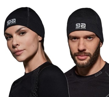 Czapka termoaktywna SPORTOWA PRZYLEGAJĄCA TRENINGOWA do gry w piłkę nożną