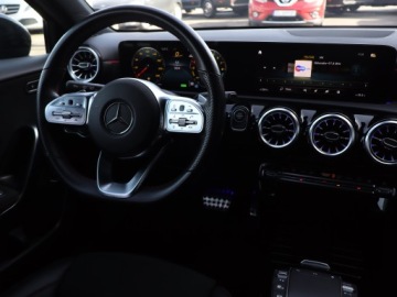 Mercedes Klasa A W177/V177 Hatchback Plug-In 1.3 250e 218KM 2022 Mercedes A A 250 e, Salon Polska, Serwis ASO, zdjęcie 6