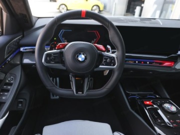 BMW Seria 5 G90-91 M Sedan 4.4 V8 727KM 2025 BMW Seria 5 M5 Sedan 4.4 (727KM) 2025, zdjęcie 6