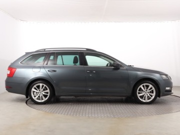 Skoda Octavia III Kombi Facelifting 2.0 TDI 150KM 2017 Skoda Octavia 2.0 TDI, Salon Polska, DSG, Klima, zdjęcie 5