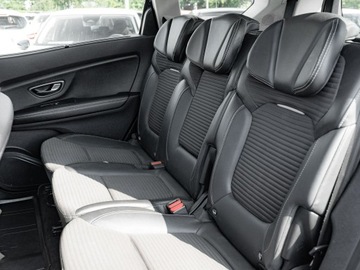 Renault Grand Scenic III 1.6 dCi 130KM 2017 Renault Scenic 1.6 dCi 130KM 7.os Cz.park 2 stref, zdjęcie 27