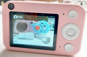 Dziecięcy aparat fotograficzny 32 MB