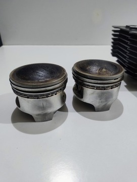 Цилиндр с поршнями установлен Suzuki GS 500