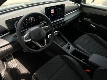 Volkswagen T-Roc I SUV Facelifting 1.5 TSI ACT 150KM 2026 Volkswagen T-Roc R-Line 1.5 eTSI 150 KM DSG, zdjęcie 4