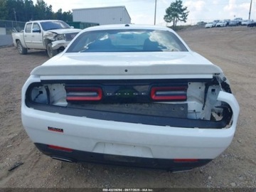 Dodge Challenger III 2022 Dodge Challenger challenger gt 3.6 Benzyna 303KM, zdjęcie 8