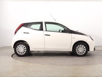 Toyota Aygo II Hatchback 3d Facelifting 1.0 VVT-i 72KM 2020 Toyota Aygo 1.0 VVT-i, Salon Polska, zdjęcie 5
