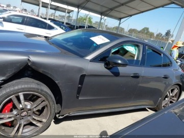 Porsche Panamera II Executive 4.0 550KM 2018 Porsche Panamera Turbo 2018 4.0l 4.0 Benzyna 550KM, zdjęcie 2