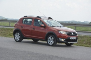 Dacia Sandero II Hatchback 5d TCe  90KM 2014 Dacia Sandero Stepway 0.9TCe + Gaz nawi Android Au, zdjęcie 11