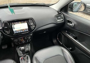 Jeep Compass II SUV 1.4 Multiair 170KM 2018 Jeep Compass automat, 4x4, nawigacja , kamera 1.4 Benzyna 170KM, zdjęcie 31