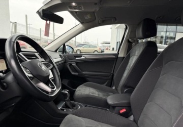 Volkswagen Tiguan Allspace SUV Facelifting 2.0 TDI SCR 200KM 2022 Volkswagen Tiguan Allspace IQ.Light MatrixLED Hak Kamery 360 Webasto T, zdjęcie 24